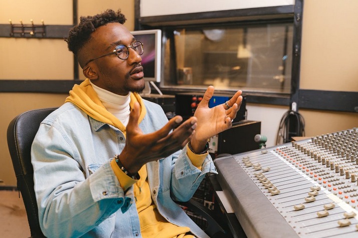 directing a song